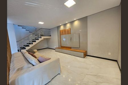 Casa à venda com 330m², 4 quartos e 5 vagas Casa à venda com 330m², 4 quartos e 5 vagasFoto 31
