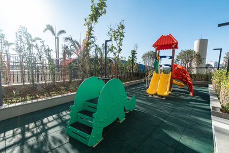 Apartamento para alugar com 75m², 2 quartos e 1 vaga Apartamento para alugar com 75m², 2 quartos e 1 vagaÁrea comum - Playground