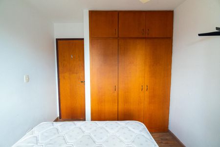 Apartamento à venda com 120m², 2 quartos e 3 vagas Apartamento à venda com 120m², 2 quartos e 3 vagasQuarto 2