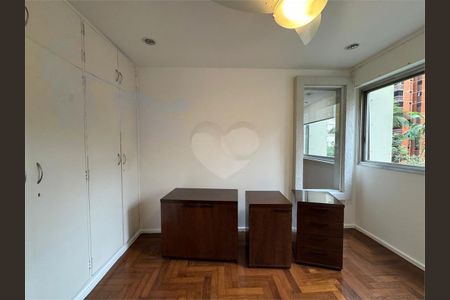 Apartamento à venda com 4 quartos, 140m² em Itaim Bibi, São Paulo