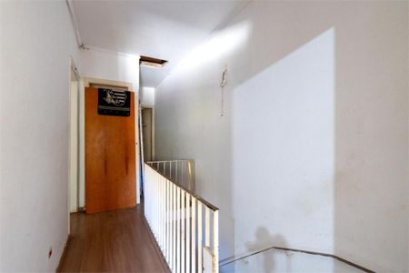 Casa à venda com 210m², 4 quartos e 4 vagas