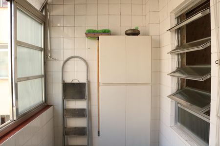 Apartamento à venda com 60m², 1 quarto e sem vagaÁrea de Serviço