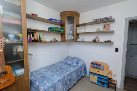 Apartamento à venda com 98m², 3 quartos e 3 vagasQuarto 2