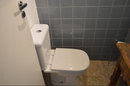 Casa à venda com 234m², 3 quartos e 2 vagasLavabo