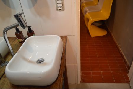 Casa à venda com 234m², 3 quartos e 2 vagasBanheiro da Área de Lazer inferior