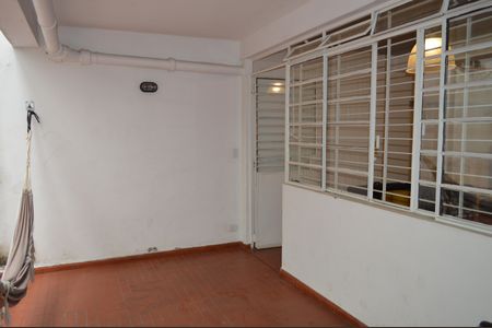 Casa à venda com 234m², 3 quartos e 2 vagasQuintal