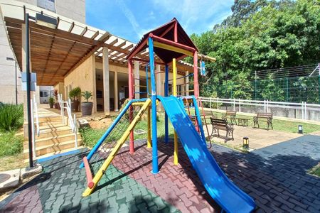 Apartamento à venda com 48m², 2 quartos e 1 vagaÁrea comum - Playground