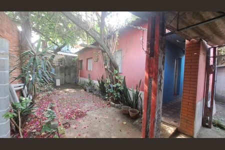 Casa à venda com 100m², 3 quartos e 1 vaga Casa à venda com 100m², 3 quartos e 1 vagaÁrea Externa