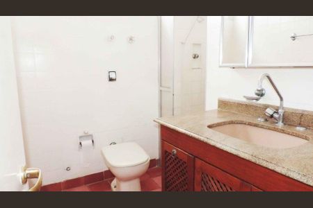 Casa à venda com 3 quartos, 150m² em Campo Belo, São Paulo