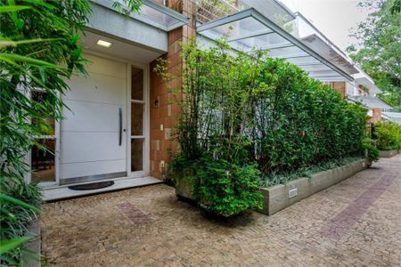 Casa à venda com 471m², 4 quartos e 6 vagas