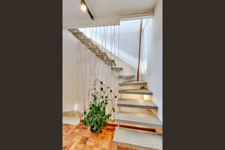 Casa de Condomínio à venda com 3 quartos, 160m² em Vila Elvira, São Paulo