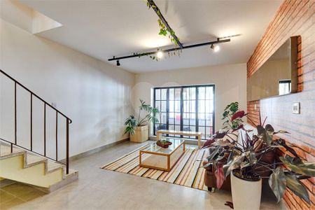 Casa de Condomínio à venda com 3 quartos, 160m² em Vila Elvira, São Paulo