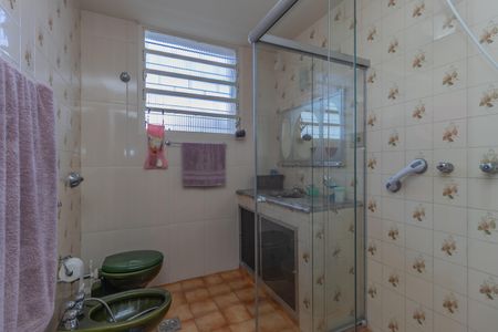 Apartamento à venda com 160m², 4 quartos e 2 vagas Apartamento à venda com 160m², 4 quartos e 2 vagasBanheiro