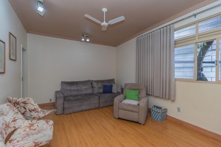 Apartamento à venda com 160m², 4 quartos e 2 vagas Apartamento à venda com 160m², 4 quartos e 2 vagasSala