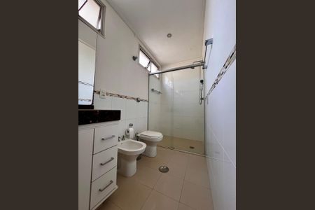 Apartamento para alugar com 115m², 3 quartos e 2 vagas Apartamento para alugar com 115m², 3 quartos e 2 vagasBanheiro da Suíte