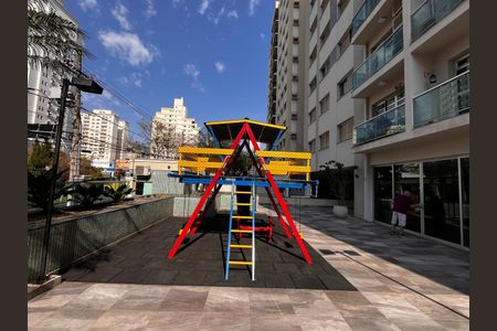 Apartamento para alugar com 115m², 3 quartos e 2 vagas Apartamento para alugar com 115m², 3 quartos e 2 vagasÁrea comum - Playground