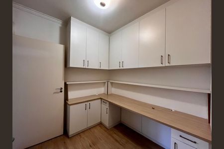 Apartamento para alugar com 115m², 3 quartos e 2 vagas Apartamento para alugar com 115m², 3 quartos e 2 vagasEscritório