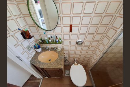 Apartamento à venda com 191m², 3 quartos e 2 vagas Apartamento à venda com 191m², 3 quartos e 2 vagasBanheiro 1