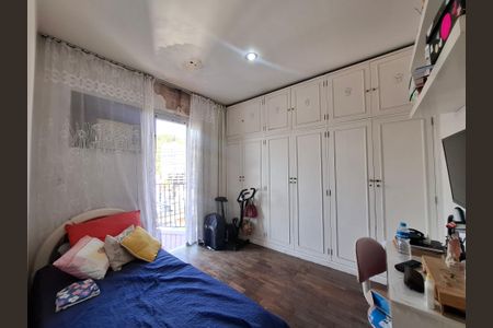 Apartamento à venda com 191m², 3 quartos e 2 vagas Apartamento à venda com 191m², 3 quartos e 2 vagasQuarto 1