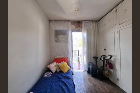 Apartamento à venda com 191m², 3 quartos e 2 vagas Apartamento à venda com 191m², 3 quartos e 2 vagasQuarto 1