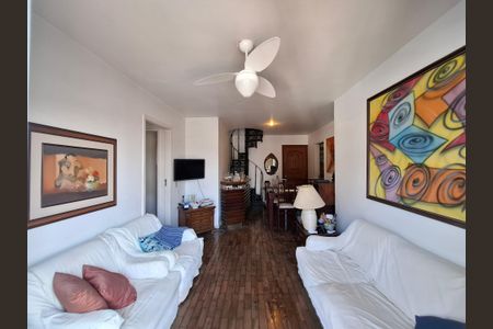 Apartamento à venda com 191m², 3 quartos e 2 vagas Apartamento à venda com 191m², 3 quartos e 2 vagasSala