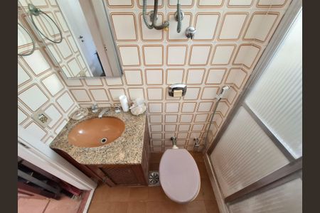 Apartamento à venda com 191m², 3 quartos e 2 vagas Apartamento à venda com 191m², 3 quartos e 2 vagasBanheiro da suíte 2