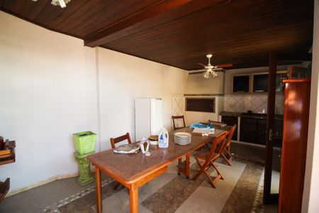 Varanda Sala de Jantar de casa à venda com 3 quartos, 120m² em Cavalhada, Porto Alegre