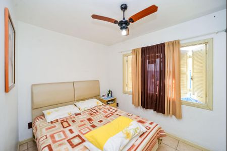 Casa à venda com 200m², 3 quartos e 5 vagas Casa à venda com 200m², 3 quartos e 5 vagasQuarto 3