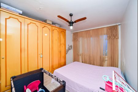 Casa à venda com 200m², 3 quartos e 5 vagas Casa à venda com 200m², 3 quartos e 5 vagasQuarto 2