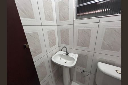 Casa à venda com 290m², 4 quartos e 2 vagas Casa à venda com 290m², 4 quartos e 2 vagasLavabo 2