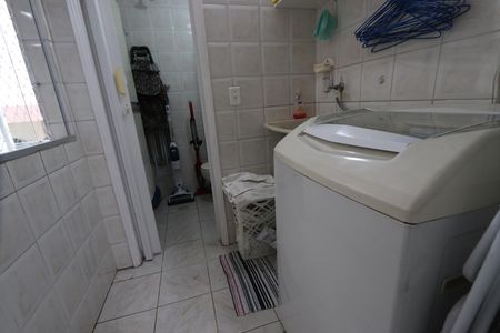 Apartamento à venda com 71m², 3 quartos e 1 vagaÁrea de Serviço