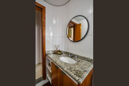 Apartamento à venda com 110m², 3 quartos e 2 vagas Apartamento à venda com 110m², 3 quartos e 2 vagasBanheiro Social