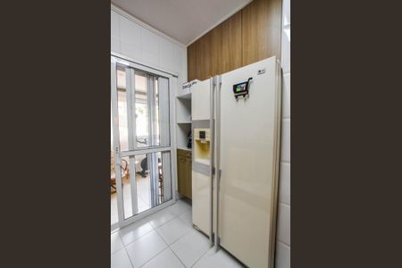 Apartamento à venda com 110m², 3 quartos e 2 vagas Apartamento à venda com 110m², 3 quartos e 2 vagasCozinha