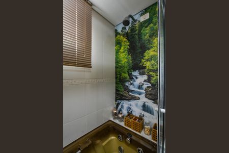 Apartamento à venda com 110m², 3 quartos e 2 vagas Apartamento à venda com 110m², 3 quartos e 2 vagasBanheiro da Suíte