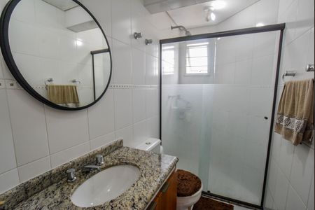 Apartamento à venda com 110m², 3 quartos e 2 vagas Apartamento à venda com 110m², 3 quartos e 2 vagasBanheiro Social
