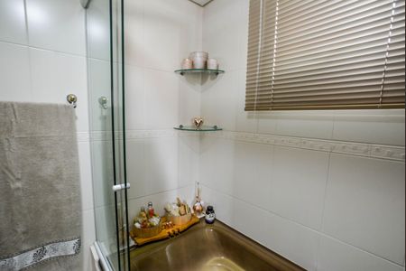 Apartamento à venda com 110m², 3 quartos e 2 vagas Apartamento à venda com 110m², 3 quartos e 2 vagasBanheiro da Suíte