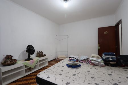 Casa à venda com 220m², 4 quartos e 3 vagasQuarto 2