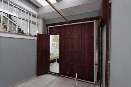 Casa à venda com 220m², 4 quartos e 3 vagasGaragem