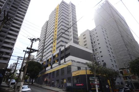 Apartamento à venda com 40m², 1 quarto e sem vaga Apartamento à venda com 40m², 1 quarto e sem vagaFachada e portaria