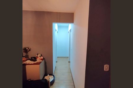 Corredor de apartamento à venda com 3 quartos, 72m² em Utinga, Santo André