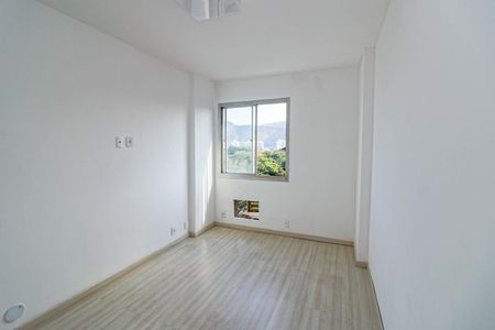 Apartamento à venda com 65m², 1 quarto e 2 vagas Apartamento à venda com 65m², 1 quarto e 2 vagasQuarto 2