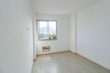 Apartamento à venda com 65m², 1 quarto e 2 vagas Apartamento à venda com 65m², 1 quarto e 2 vagasQuarto 2