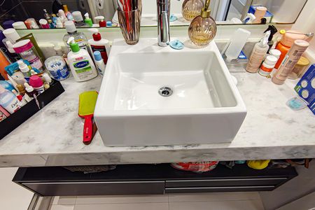 Apartamento à venda com 76m², 2 quartos e 1 vaga Apartamento à venda com 76m², 2 quartos e 1 vagaQuarto 2  Suíte Banheiro