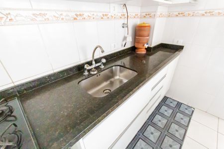 Apartamento à venda com 74m², 3 quartos e 1 vaga Apartamento à venda com 74m², 3 quartos e 1 vagaPia
