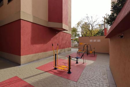 Apartamento à venda com 74m², 3 quartos e 1 vaga Apartamento à venda com 74m², 3 quartos e 1 vagaÁrea comum