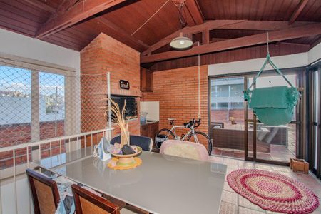 Apartamento para alugar com 260m², 3 quartos e 4 vagasCobertura