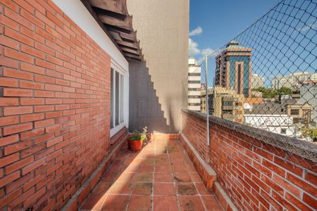 Apartamento para alugar com 260m², 3 quartos e 4 vagasCobertura - Varanda