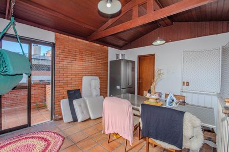 Apartamento para alugar com 260m², 3 quartos e 4 vagasCobertura