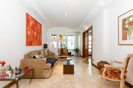 Sala de casa de condomínio à venda com 4 quartos, 210m² em Campo Belo, São Paulo