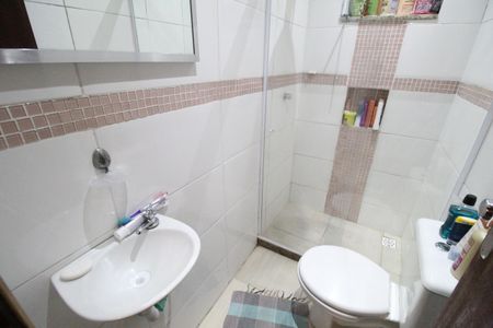 Casa de condomínio à venda com 90m², 3 quartos e 1 vagaBanheiro da suíte